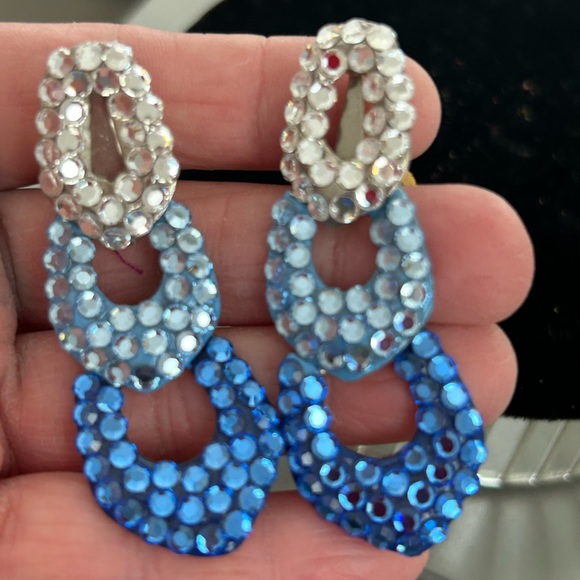 VINTAGE BELLINI 3 HALLOW DROP ROYAL BLUE, BLUE SKY, CLEAR SWAROFSKI CRYSTAL CLIP - Picture 9 of 11